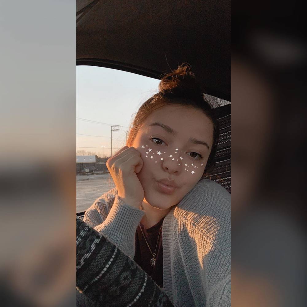 Meet your Posher, Reina